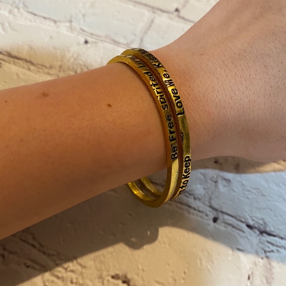 Bracelets - Picture 4 of 4